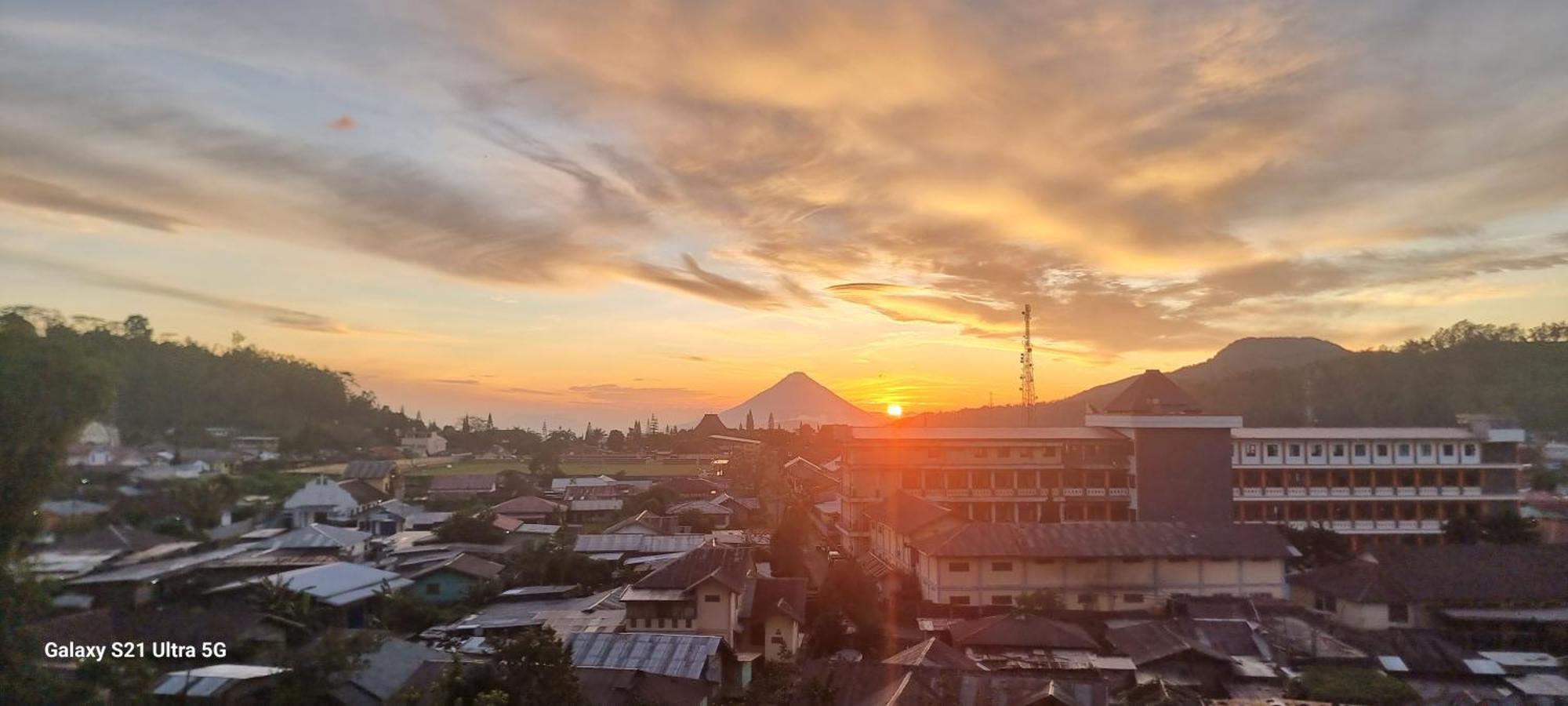 Bajawa-Roo Hotel 外观 照片