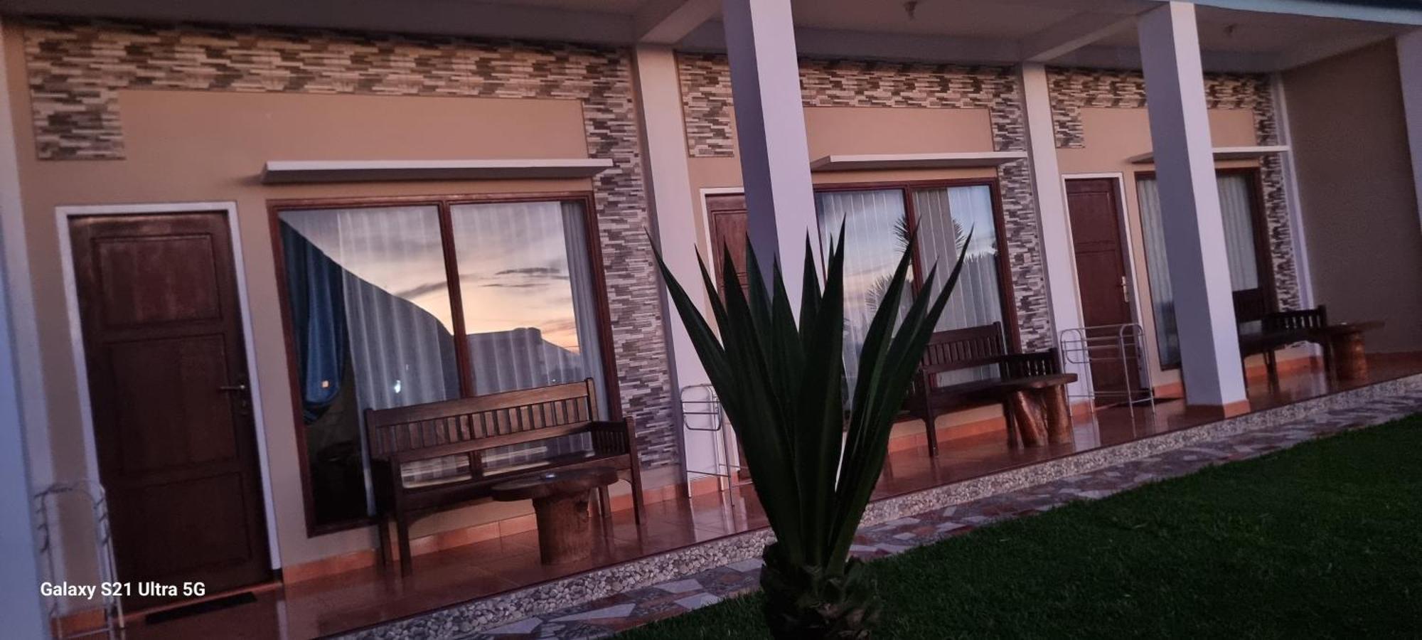 Bajawa-Roo Hotel 外观 照片